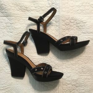Antonio Melani Black Heel. Size 10. Worn once.